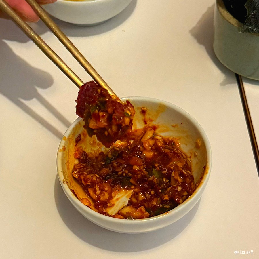 구월의 소철 대표 상차림
