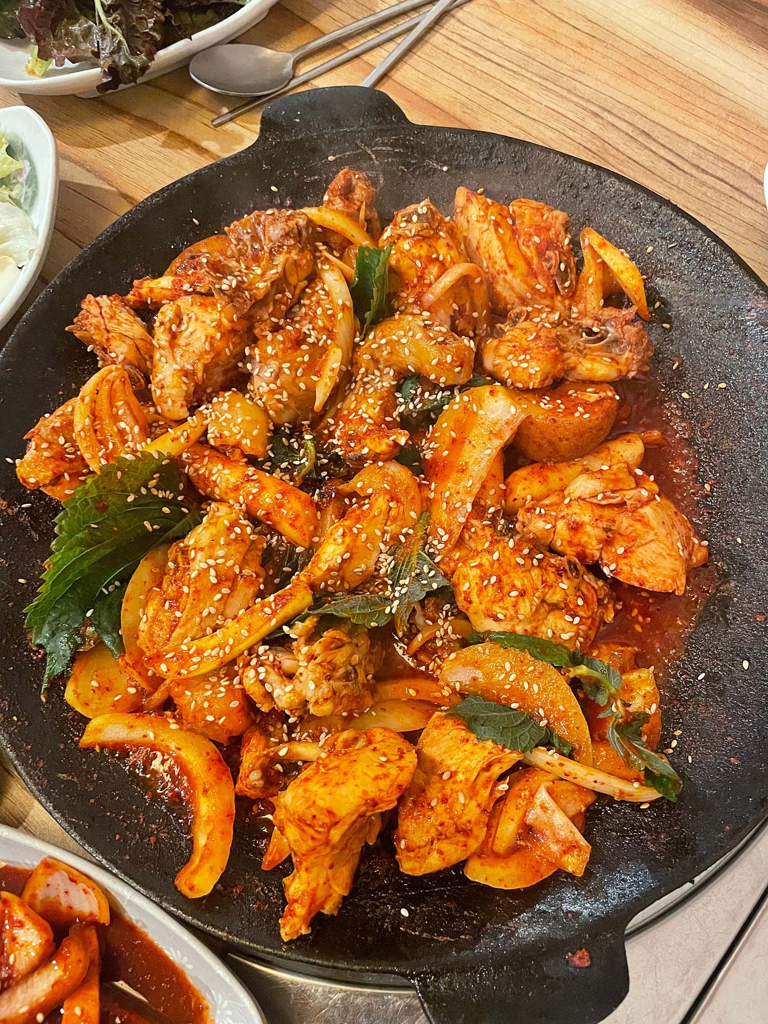 증심사중앙식당 충장점 공간