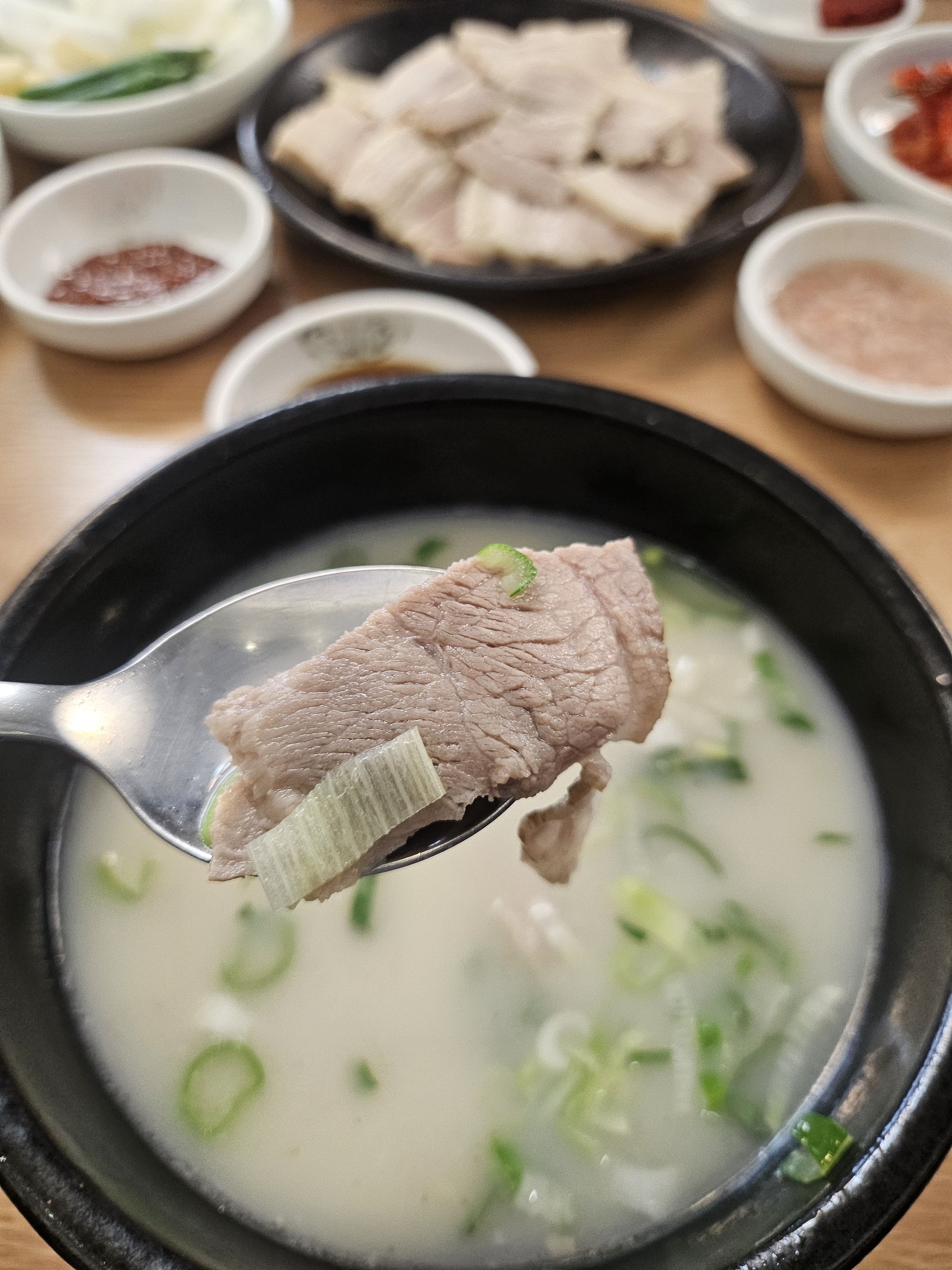 서가돼지국밥 대표 메뉴