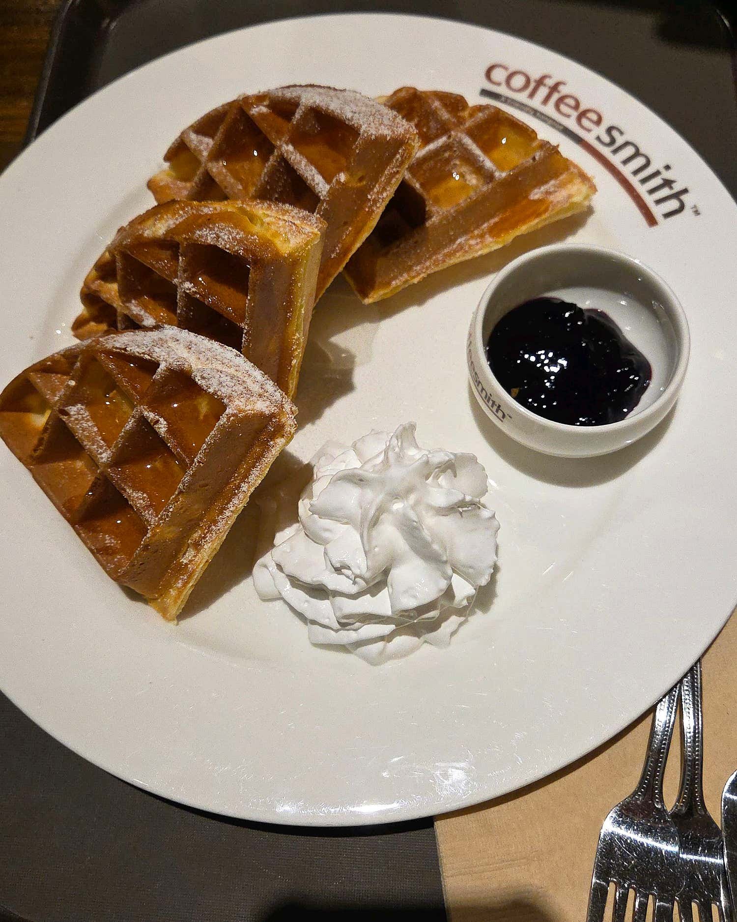 커피스미스 포항영일대점 대표 상차림